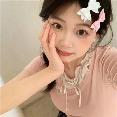 燕子与鹦鹉